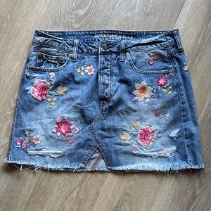 American Eagle Outfitters Floral Embroidered Denim Mini Skirt